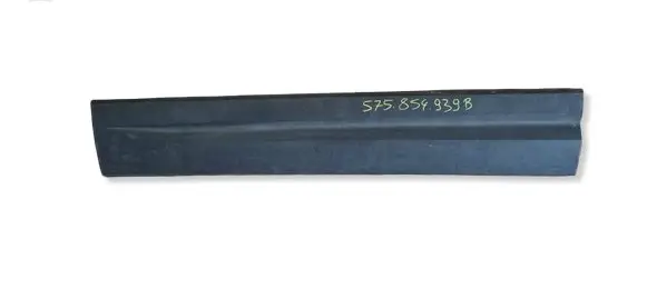 Seat Ateca Front door trim (molding) 575854939B
