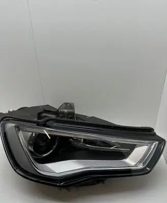 Audi A3 S3 8V Headlight/headlamp 8V0941006 01074022AF