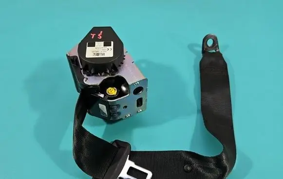 Volvo S90, V90 Middle seatbelt (rear) 39836054 IMPRK1557671