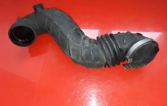 Audi A6 S6 C4 4A Air intake hose/pipe 4A0145747