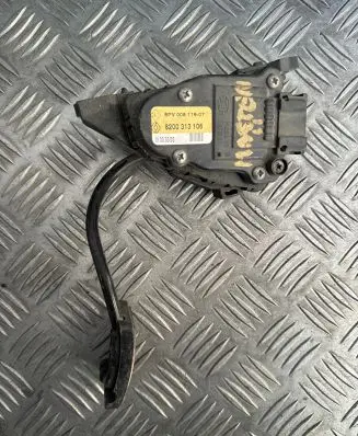 Renault Master II Accelerator throttle pedal 8200313106