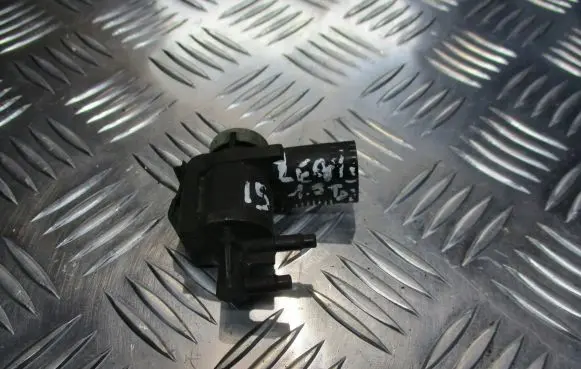 Seat Leon (1M) Valve vacuum 1J0906283C
