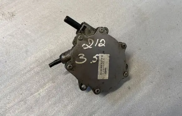 Mercedes-Benz E W211 Vacuum pump A2722300565