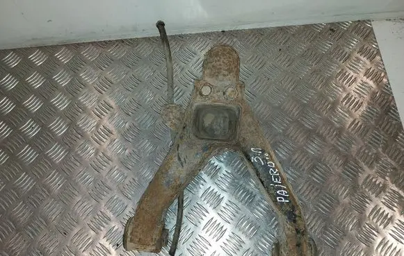 Mitsubishi Pajero Rear upper control arm/wishbone