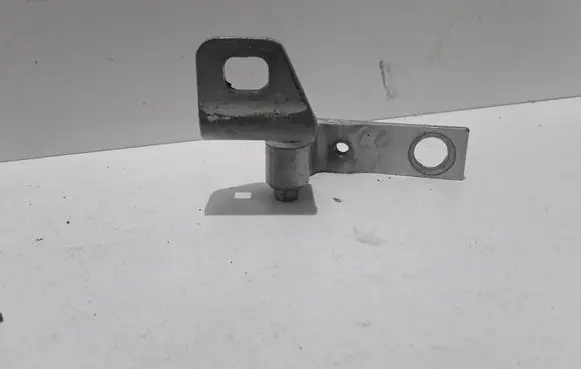 Ford C-MAX II Rear door upper hinge AM51U22800AE