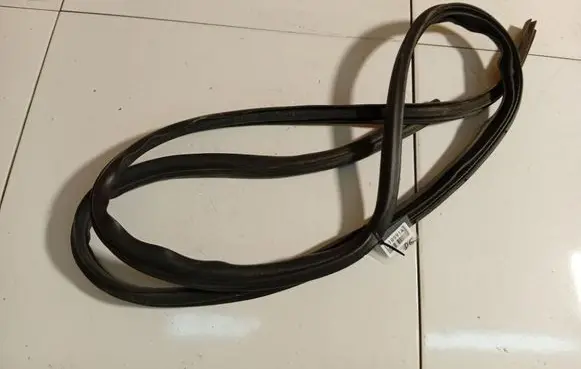 Mitsubishi Outlander Rubber seal rear door 