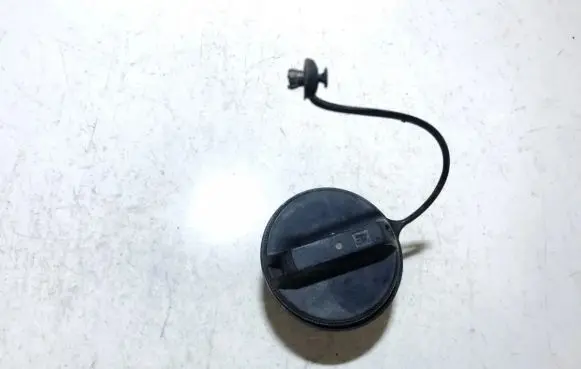 Nissan Almera N16 Fuel tank filler cap 