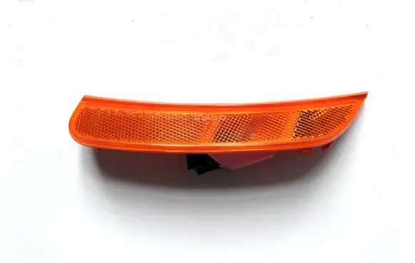 Chrysler Pacifica Front reflector 68229422AA