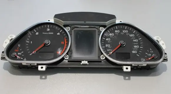 Audi A6 S6 C6 4F Speedometer (instrument cluster) 4F0920983G