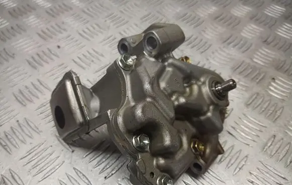 Toyota Avensis T270 Oil pump chain 