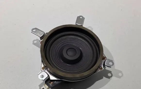 Lexus IS 220D-250-350 Parcel shelf speaker 8616053300