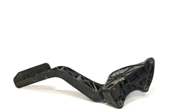 Land Rover Evoque I Accelerator throttle pedal CT8UC