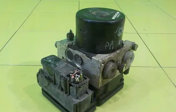 Jeep Patriot ABS Pump P68028210AC