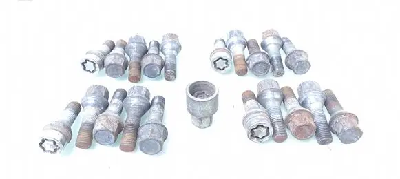 BMW 3 E46 Nuts/bolts 