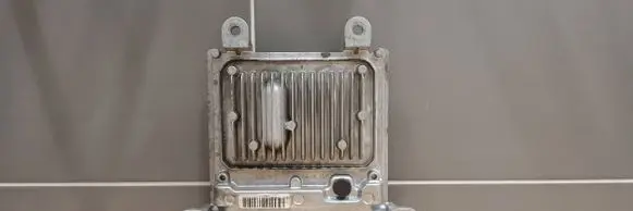 Mercedes-Benz C W204 Engine control unit/module A6511500126 27T256 07618770