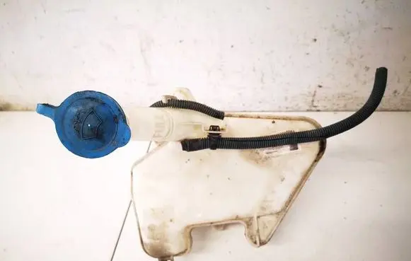 Toyota Yaris Windshield washer fluid reservoir/tank 853100D060