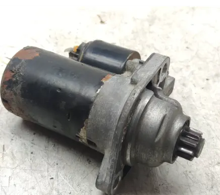 Skoda Octavia Mk1 (1U) Starter motor 0001121008 2A911023LX 020911023F