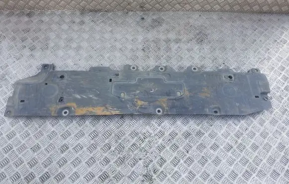 Volvo XC90 Front underbody cover/under tray 31497613