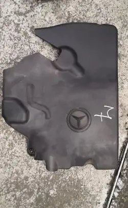 Mercedes-Benz Sprinter W906 Engine cover (trim) a6510102367