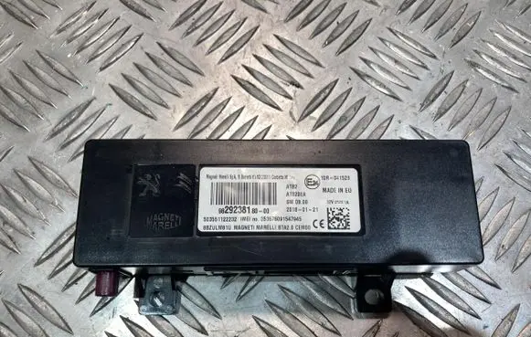 Citroen C4 II Picasso Voice control module 9829238180