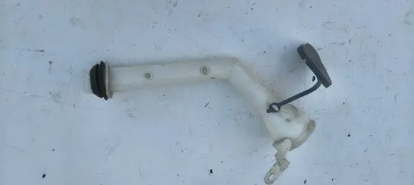 Nissan Qashqai Windshield washer fluid reservoir/tank 
