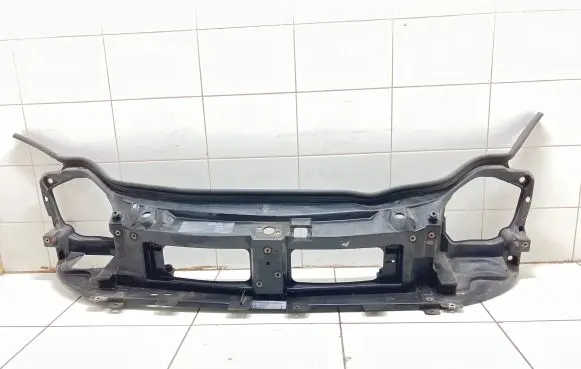 Opel Vivaro Top upper radiator support slam panel 8200106571