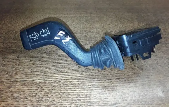 Opel Zafira A Wiper control stalk 243395501392 090413242 501537