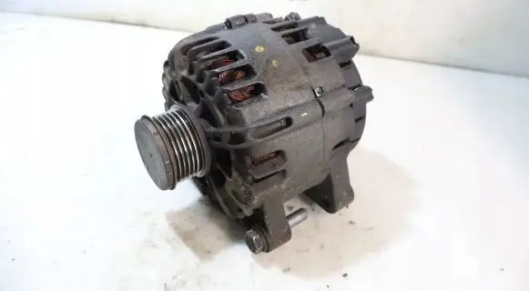 Peugeot 308 Generator/alternator 2614016B