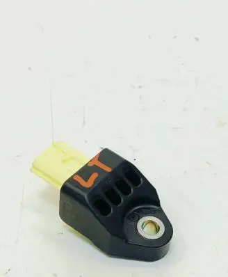Toyota Yaris Airbag deployment crash/impact sensor 898310D090 831A4N4H0