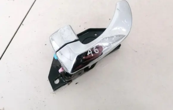 Hyundai Terracan Rear door interior handle