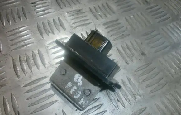 Mazda 626 Heater blower motor/fan resistor HB151GA5RA