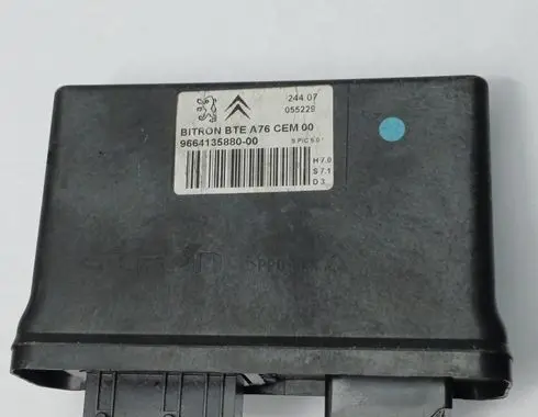 Peugeot 207 CC Convertible roof control unit 9664135880