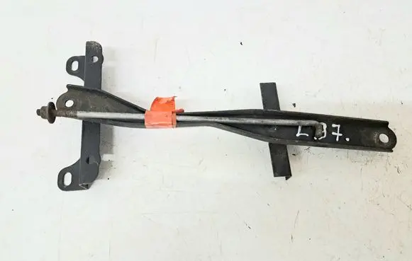 Battery bracket