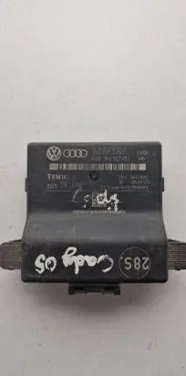 Volkswagen Caddy Gateway control module 1K0907530F 0325 1K0907951