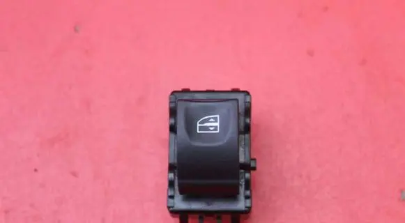Renault Megane III Electric window control switch 809600018R