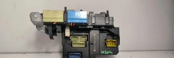 Mercedes-Benz C W204 Fuse module 2045458401 07897570 29S7Z600X09