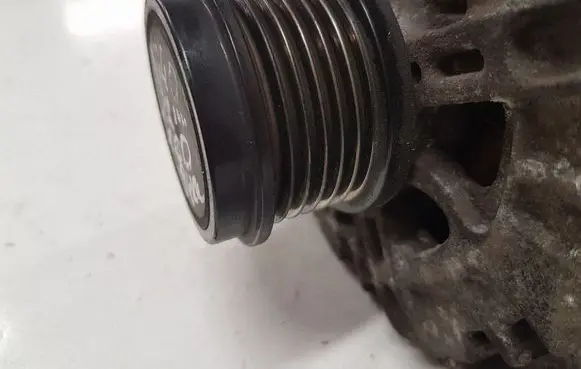 Volvo V40 Cross country Generator/alternator 30659390 112033441 TG15C186