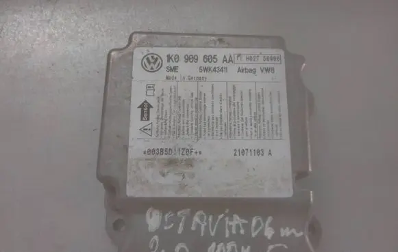 Skoda Octavia Mk2 (1Z) Airbag control unit/module 1K0909605AA 5WK43411 11H027S0900