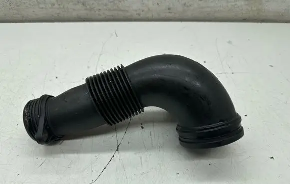 BMW 3 F30 F35 F31 Air intake duct part 7605638 51750610 70510167