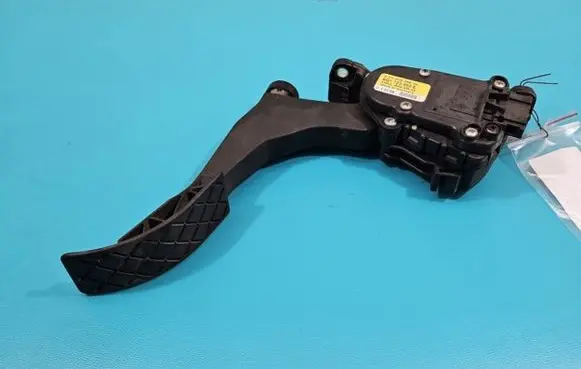Seat Ibiza IV (6J,6P) Accelerator throttle pedal 6Q1723503E IMPRK1430499