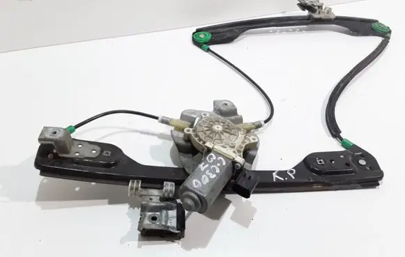 Chrysler 300 - 300C Front door window regulator with motor