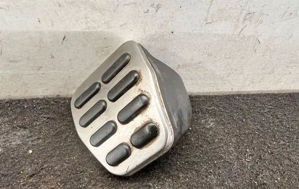 Audi TT TTS Mk2 Brake pedal 1K0721131