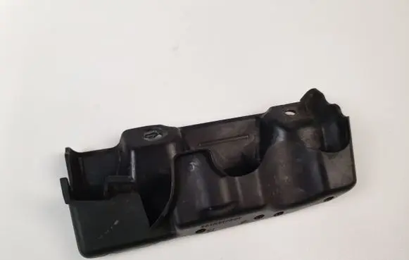 Peugeot 208 Other engine bay part 9802604980