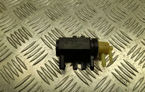 Mercedes-Benz GLE W167 Turbo solenoid valve A0101534528