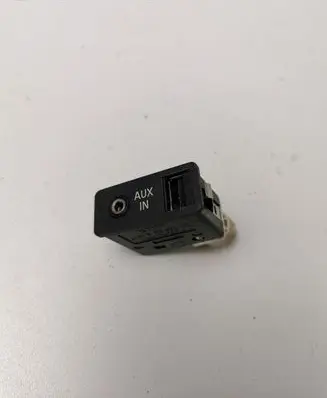 USB socket connector