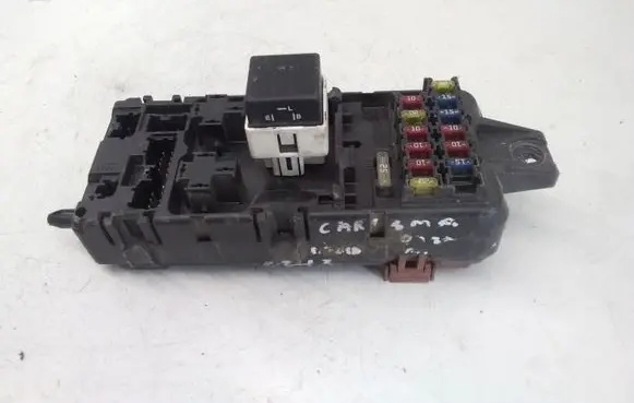 Mitsubishi Carisma Fuse module MB953355