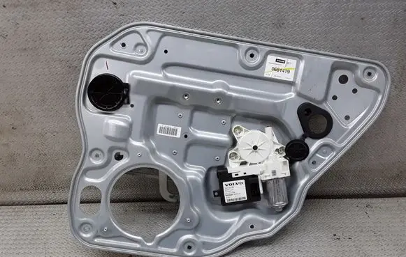 Volvo S40 Rear door window regulator with motor