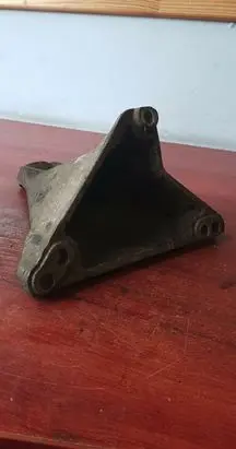 Audi A4 S4 B5 8D Engine mounting bracket 8D0199308