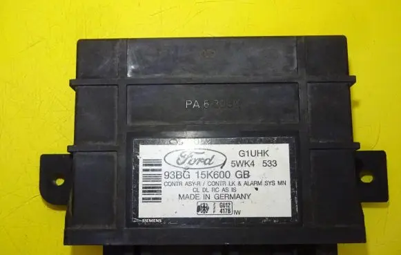 Ford Mondeo MK II Comfort/convenience module 93BG15K600G 5WK4533