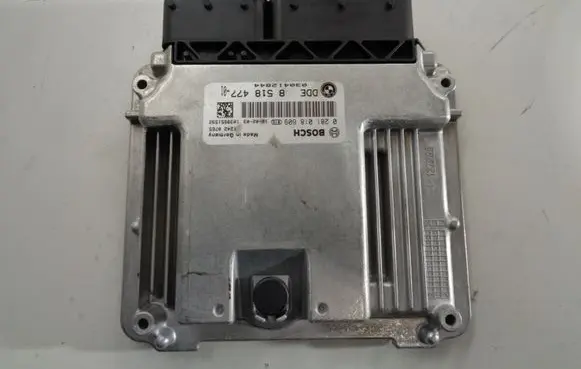 BMW 5 F10 F11 Engine control unit/module 8518477 0281018609